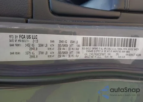 2019 Jeep Grand Cherokee Altitude 4X4 z USA, uszkodzony, nr VIN 1C4RJFAG0KC670071